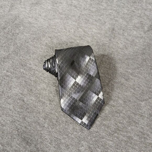 Alfani Black & Gray Diamond Geometric Pattern 100% Silk Men‎ Neck Tie 3" W 59" L - Picture 1 of 10